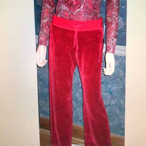 NWT Macy's Red Sequin Velour Pants Set Small - Picture 2 of 4